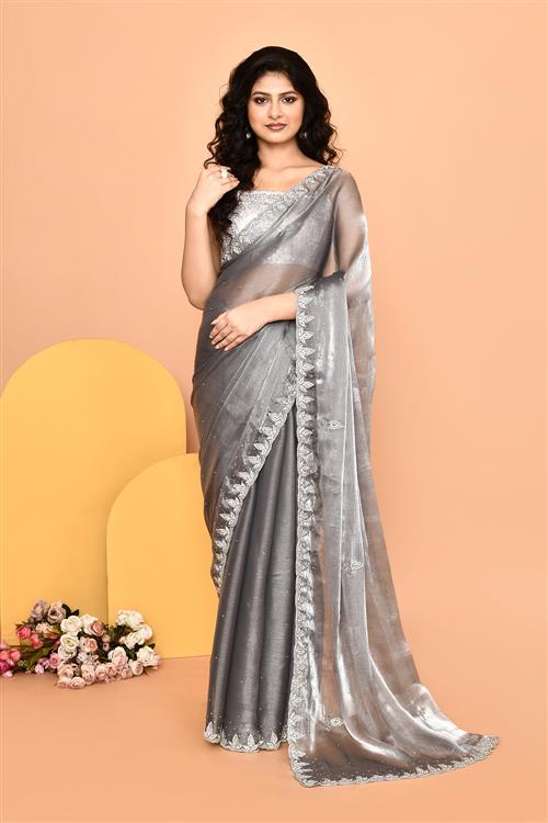https://media.vinhemfashion.com/Images/FancytouchVol2VLS065YE3SG7UAOC/image/alluring